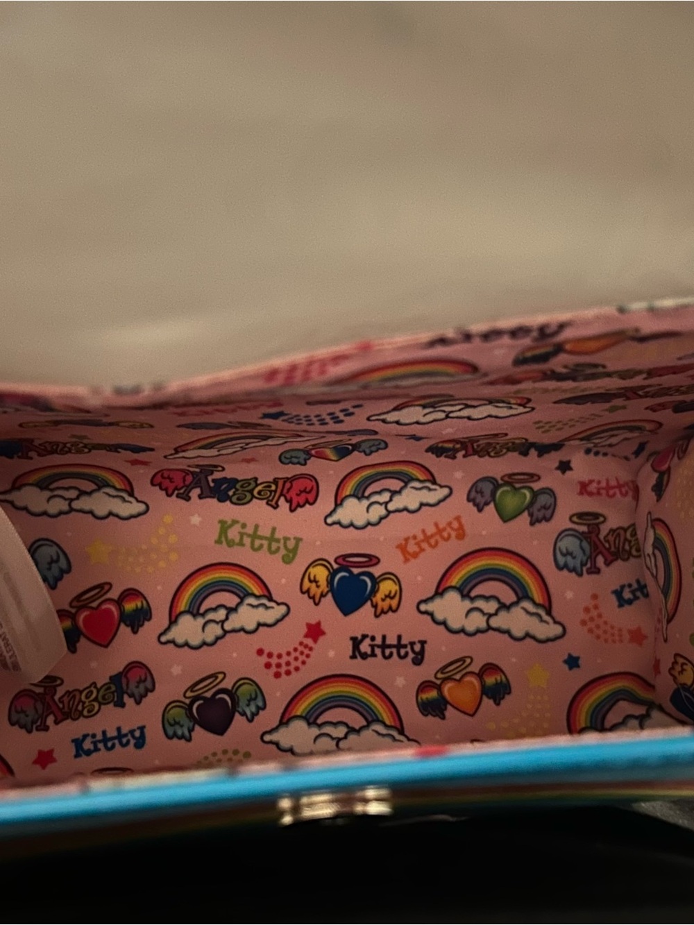 Lisa Frank x Loungefly Angel Kitty Cross Body Bag - Picture 6 of 8